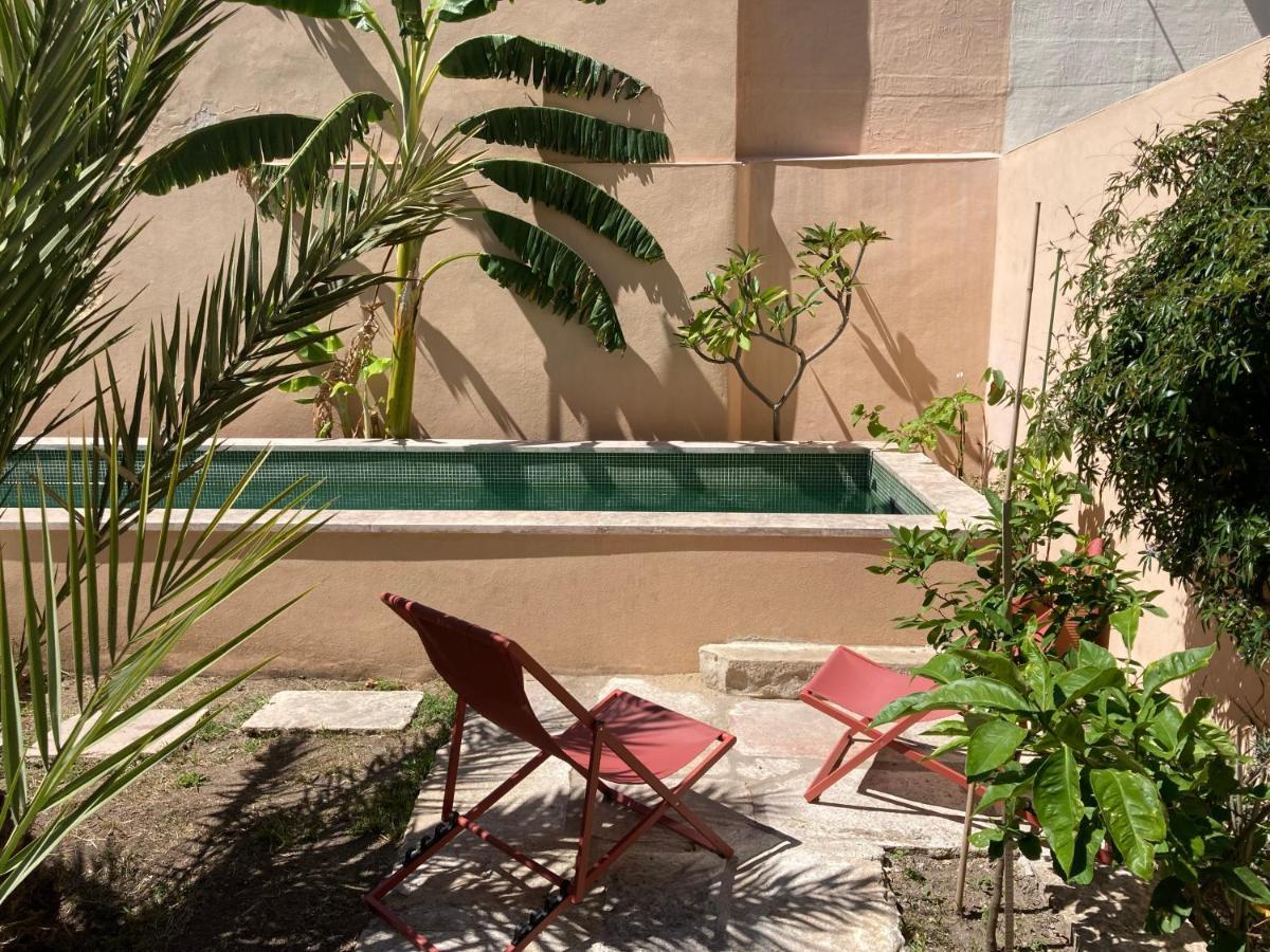 Junqueira Gardens - Casa Antiga Jardim E Piscina Villa *
